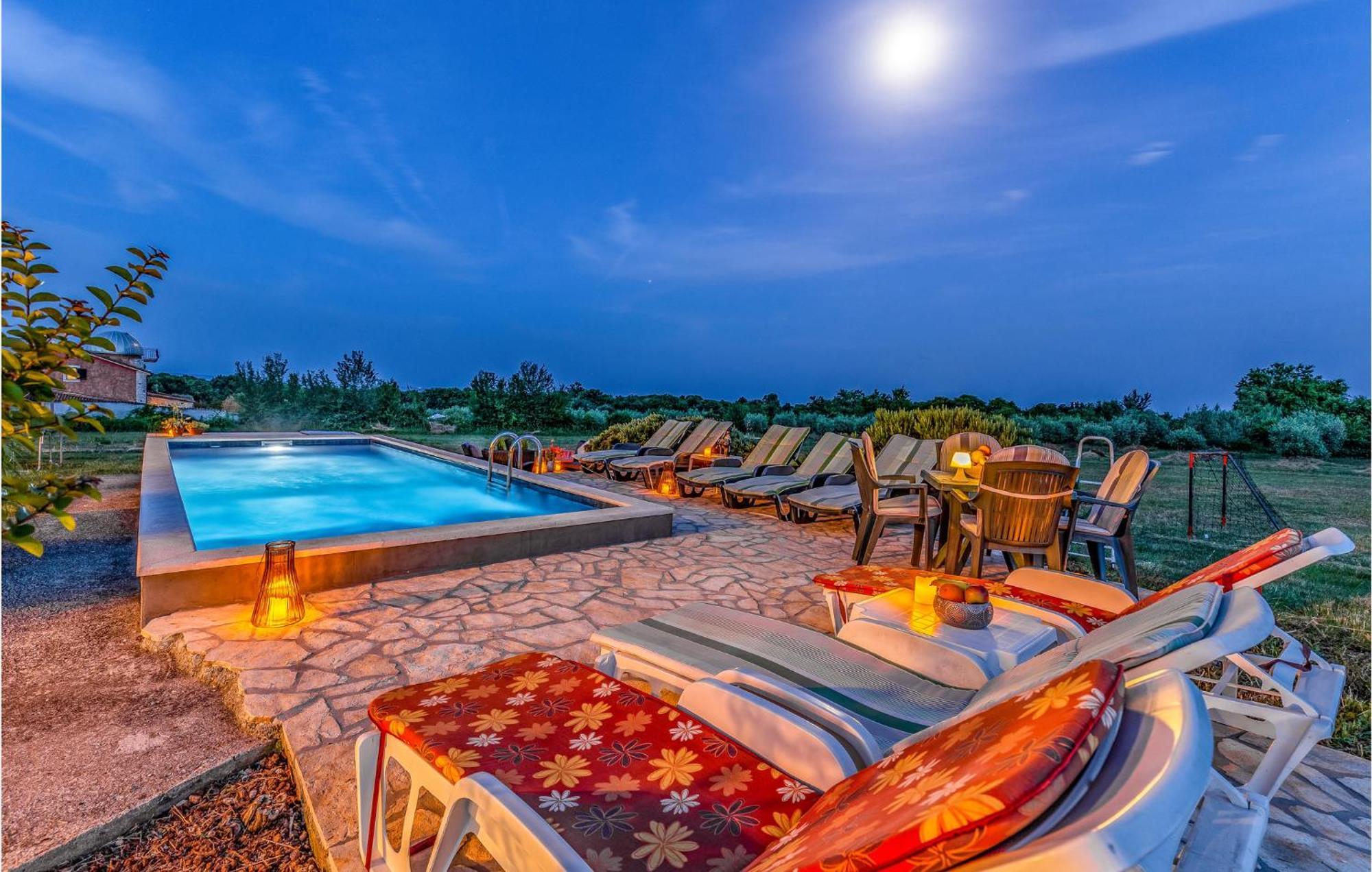 Amazing Home In Valtura Экстерьер фото