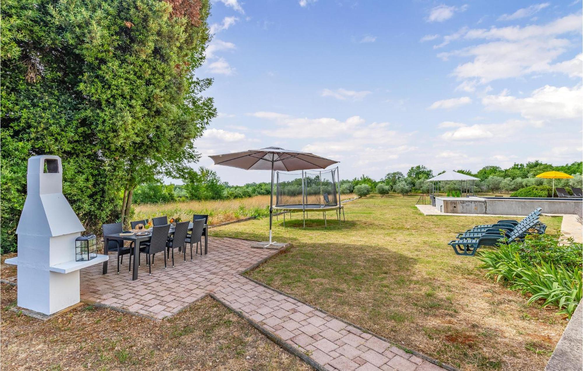 Amazing Home In Valtura Экстерьер фото